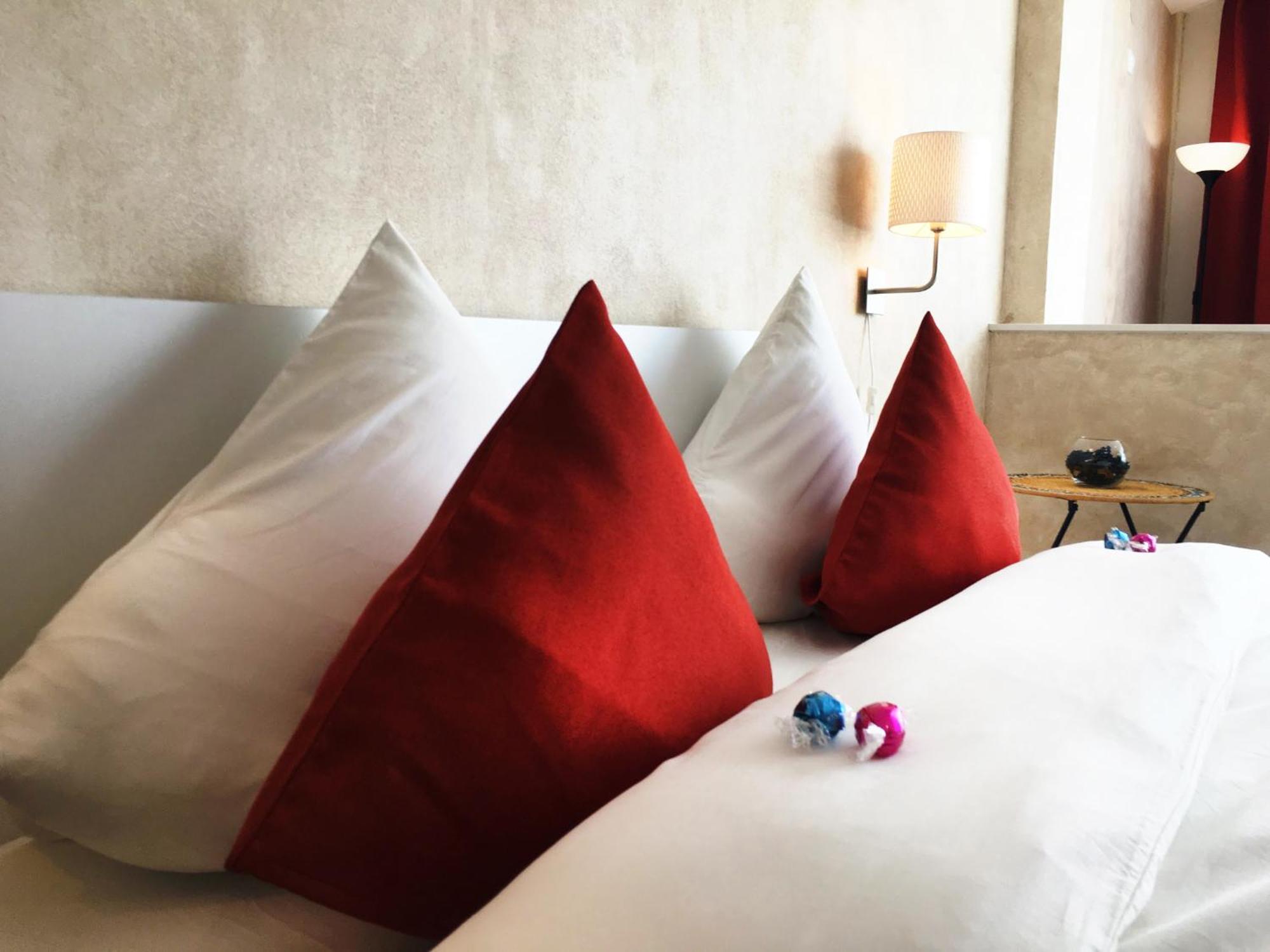 Csiki Hotel Меркуря-Чук Экстерьер фото